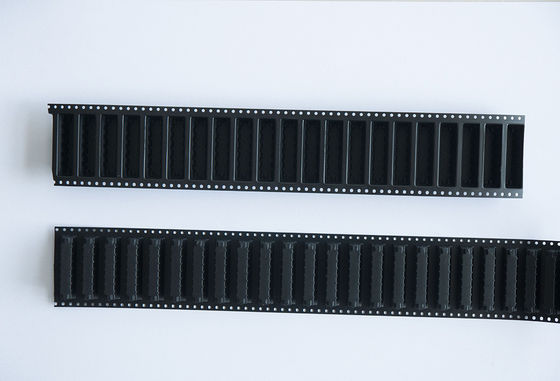 Μαύρη ταινία μεταφοράς Custom SMD / SMT ταινία μεταφοράς PS ESD ταινία